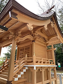 神社本殿