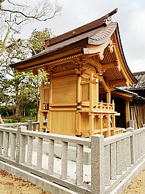 神社本殿